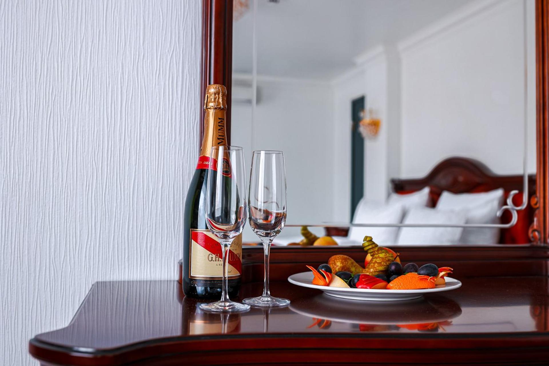 Inger Hotell Narva Exterior foto