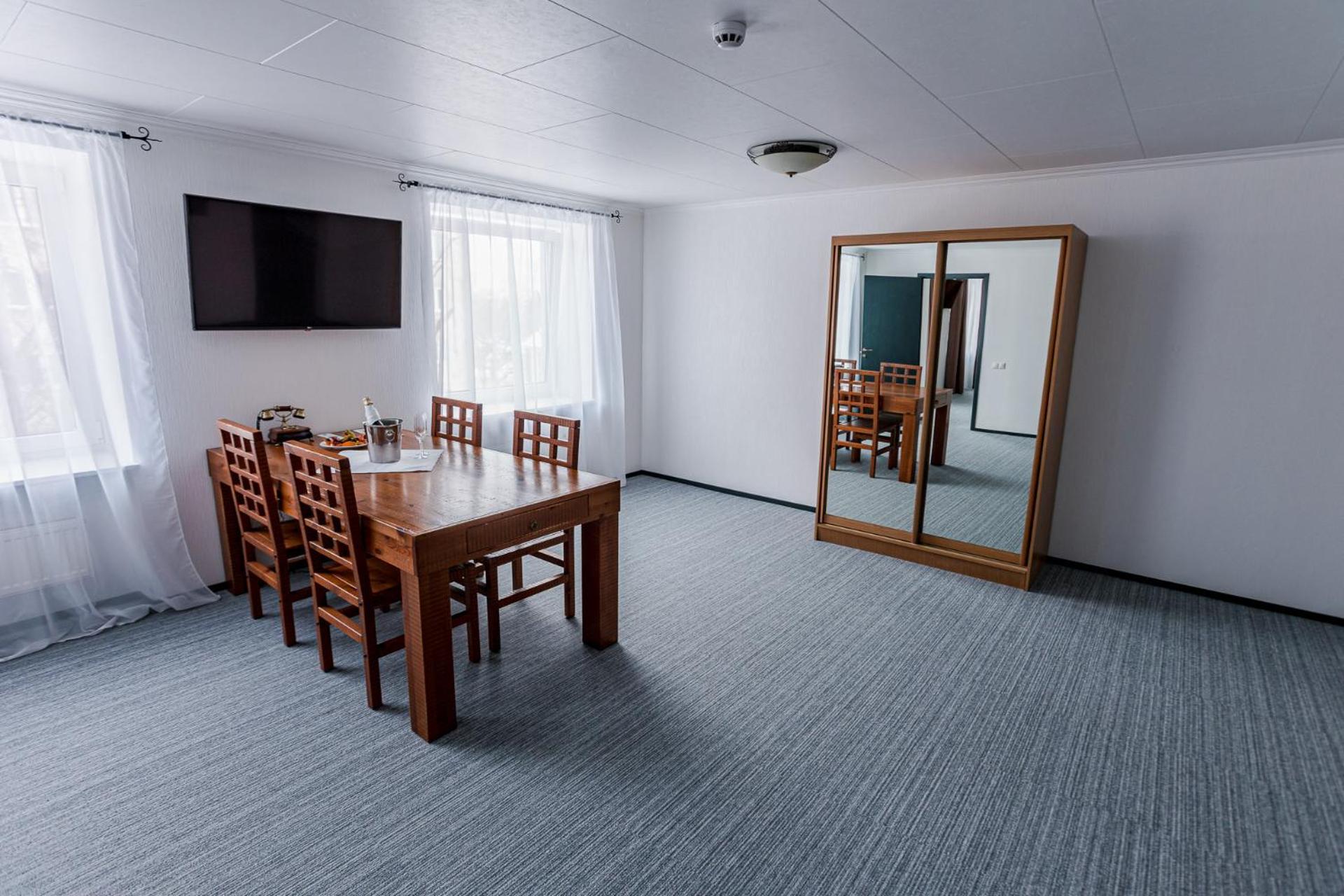 Inger Hotell Narva Habitación foto